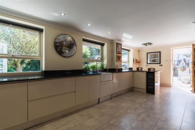 Breakfast Kitchen