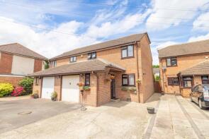 5b, Broad Oak, Slough SL2 1JB
