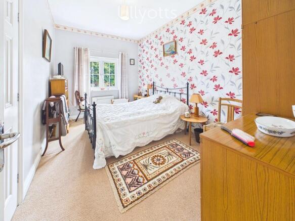 4 bed Terraced for sale Image 9