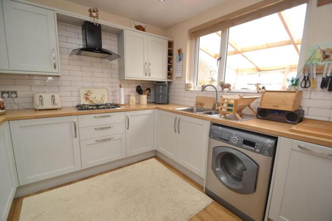 2 bed Semi-Detached for sale Image 7