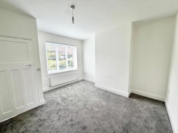 2 bed Semi-Detached for sale Image 6
