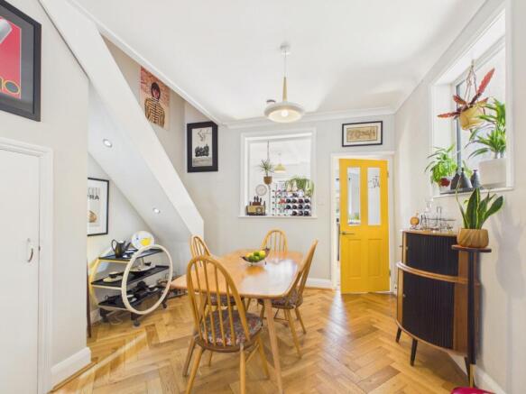 3 bed Terraced for sale Image 7