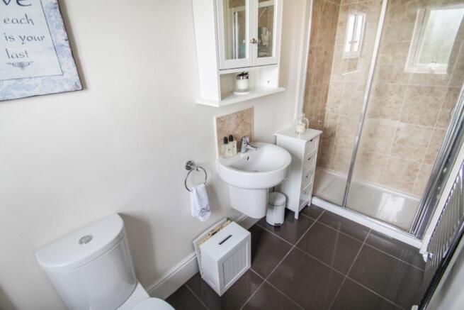 Master En-suite