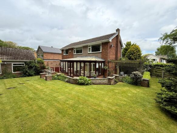 4 bed Detached for sale Image 4