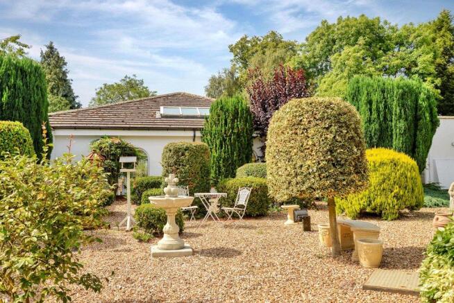 Courtyard Garden