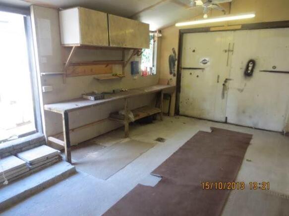 Workshop/Garage