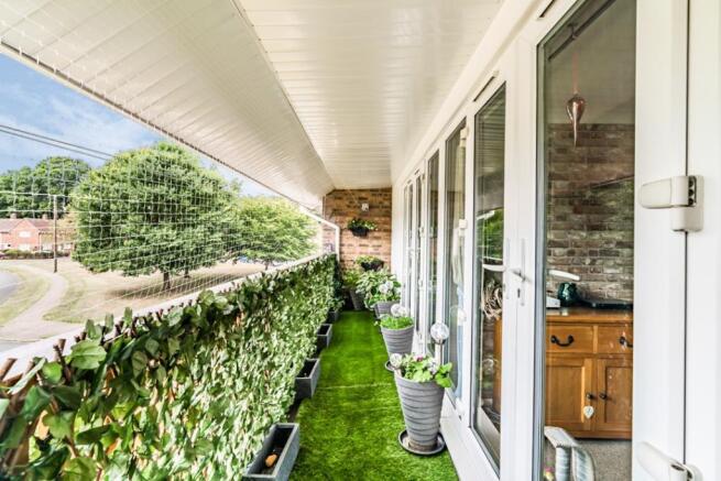 Balcony with views o
