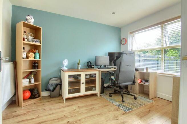 Photo 9