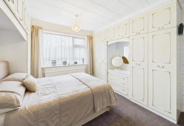 Bedroom 1 (Virtual furniture)