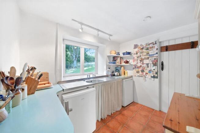 KITCHEN/SCULLERY