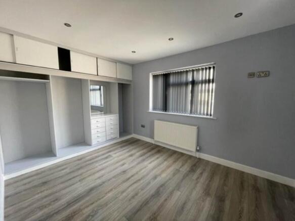 House in Weston-super-Mare - More