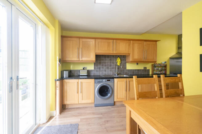 Kitchen Diner 1
