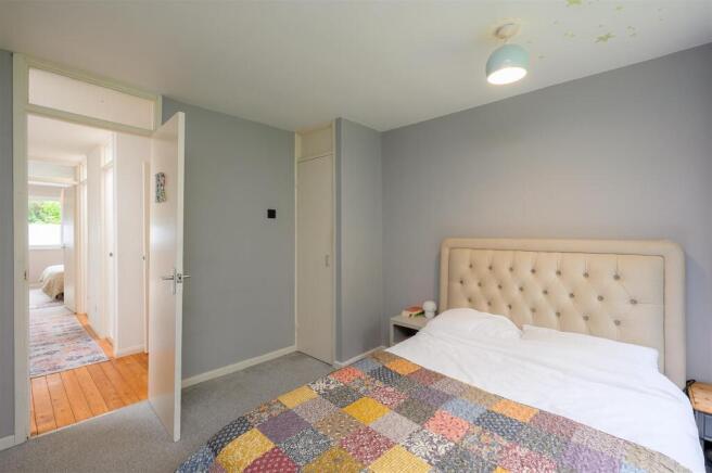 2 bed Terraced for sale Image 11