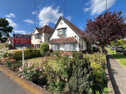 Oakwood Avenue, Hutton, Brentwood