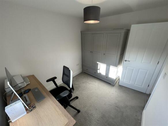 BEDROOM 4 B.jpg