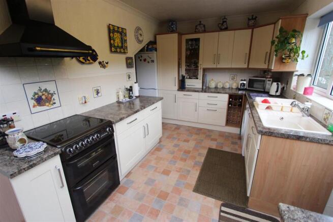 KITCHEN2AbbottClose 