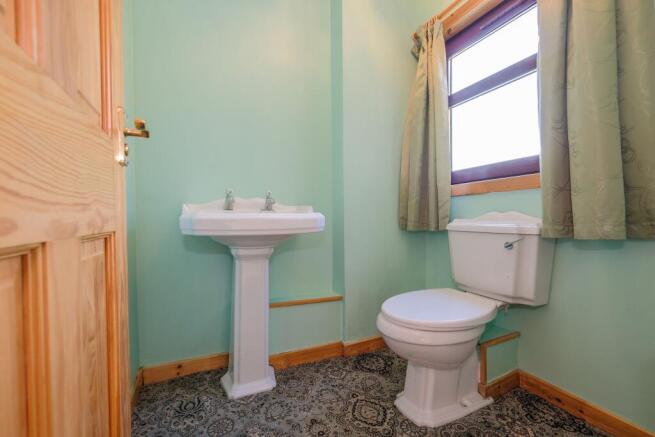 Upstairs cloakroom