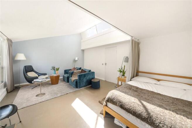 Bedroom/Reception