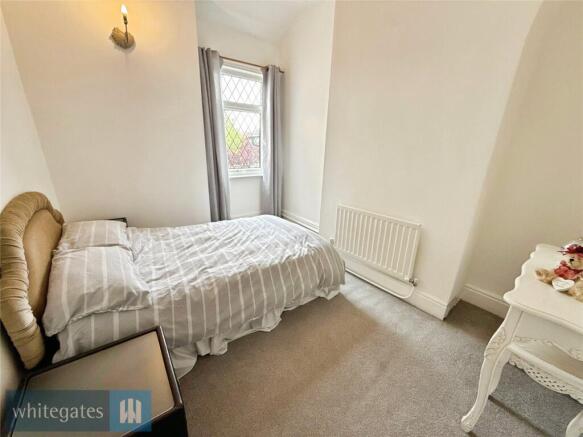 3 bed Terraced for sale Image 9