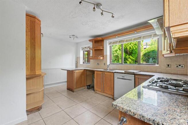 Kitchen_3.jpeg