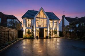 8, Croydon Road, Keston BR2 6EB