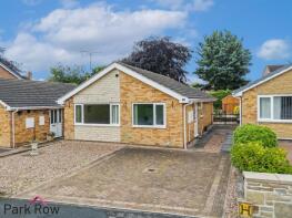 11, Eversley Garth Crescent, Leeds LS25 6DL