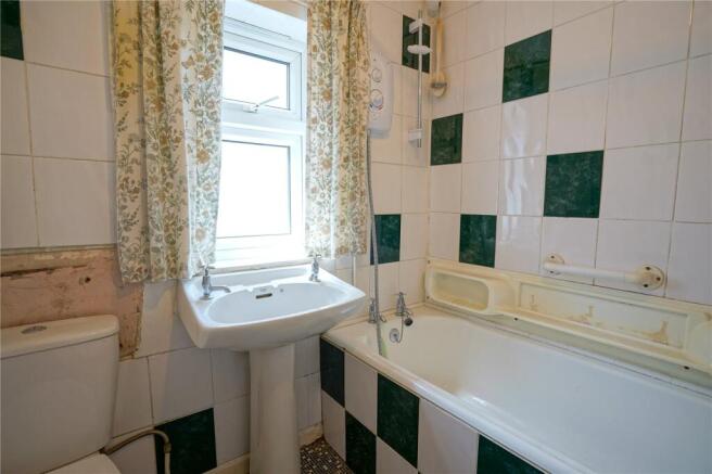 3 bed Semi-Detached for sale Image 8