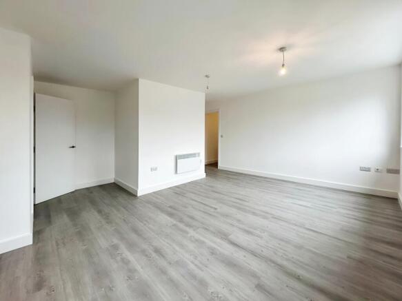 2 bed Apartment to rent Image 7