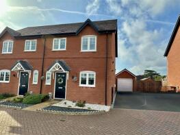 12, Cedar Close, Evesham WR11 8AL