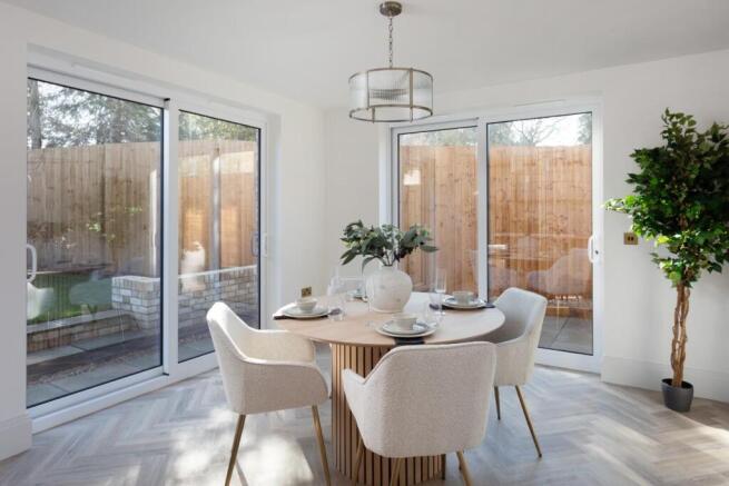 2 bed Apartment for sale Image 5