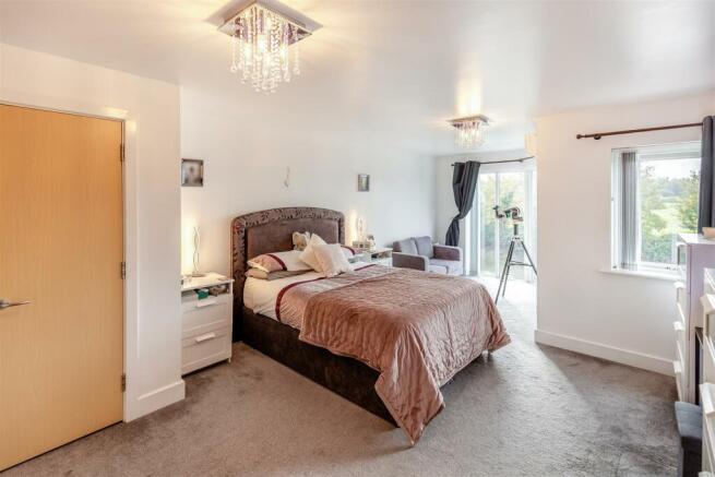 8577228-interior20.jpg
