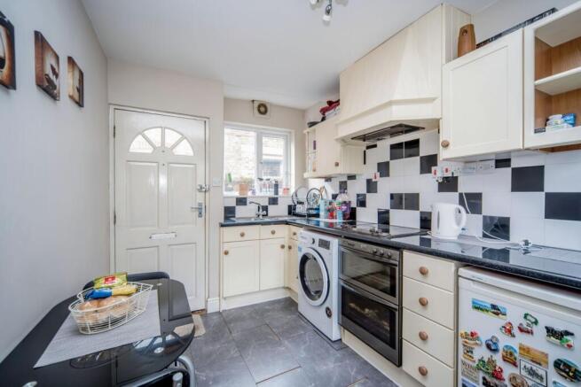 40D Clapham Road (9
