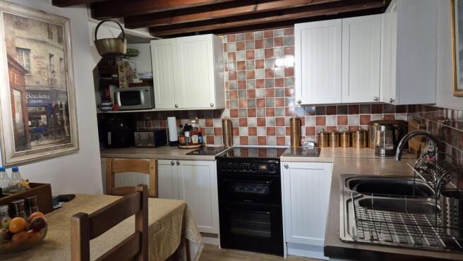 2 bed Terraced for sale Image 7