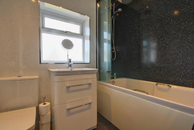 Modern Bathroom