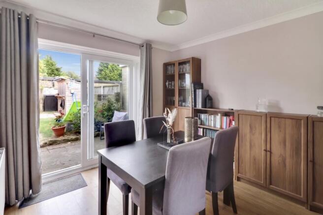 3 bed Terraced for sale Image 9