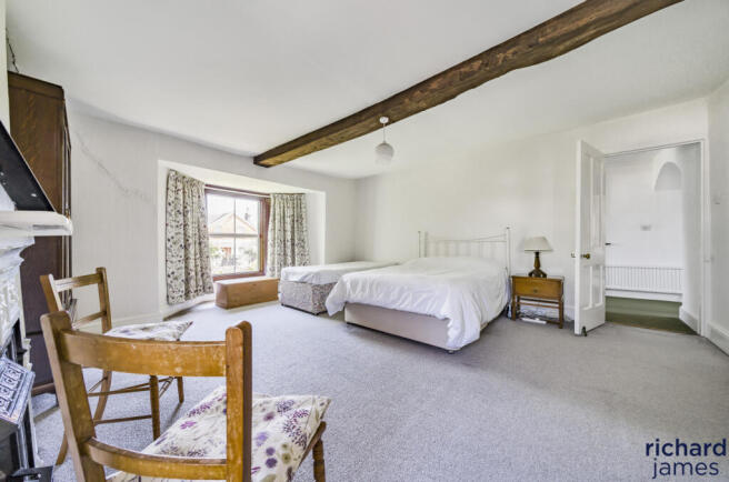 029910e9-b8d1-41f...