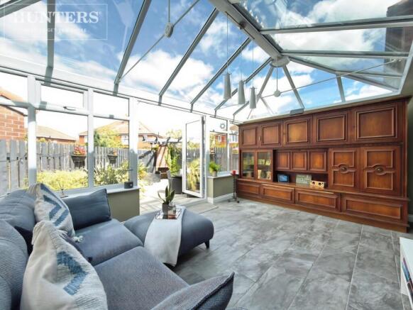 4 bed Detached for sale Image 8