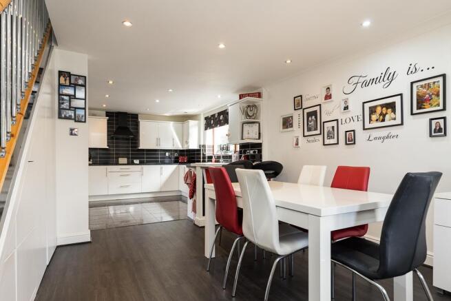 Kitchen diner