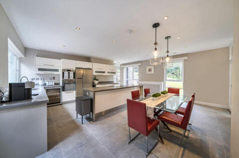 Hartley Hill, Purley