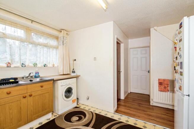 4 bed Terraced for sale Image 8