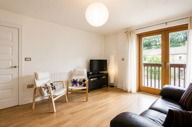 2 bed Apartment for sale Image 4