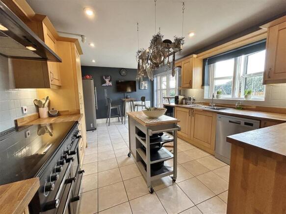 Kitchen Diner