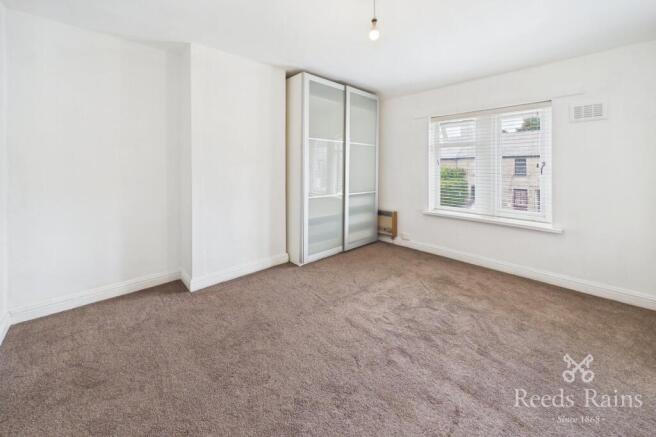 3 bed House to rent Image 5