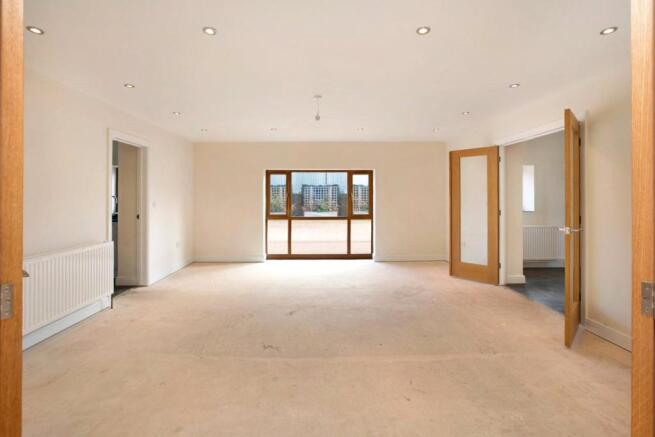 Sitting/Dining Room