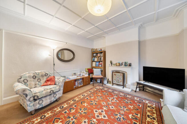 1395995-9-6968fdc...