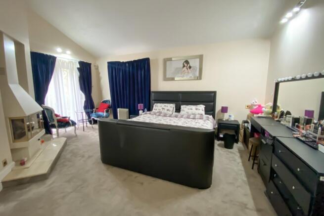 Photo 11