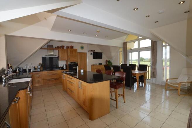 Dining Kitchen