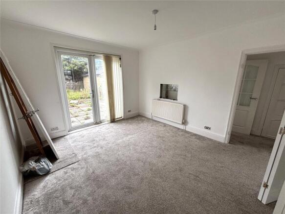 3 bed Semi-Detached for sale Image 4