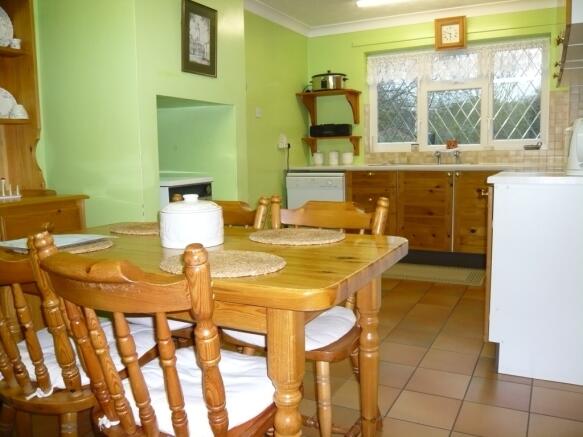 Kitchen dining room