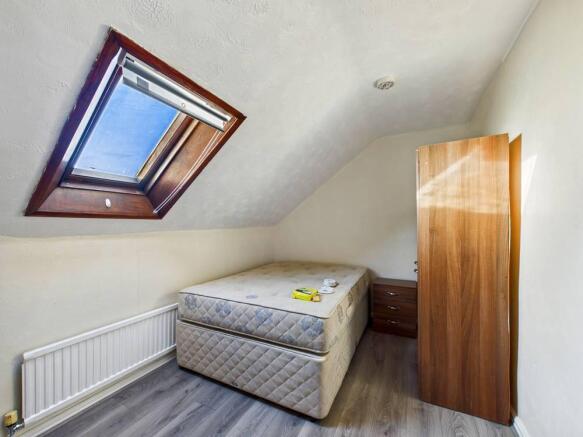 4 bed Terraced for sale Image 11
